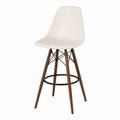 Taburete de polipropileno blanco con patas de madera